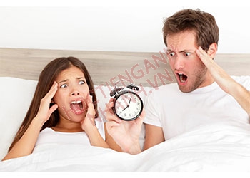 Quá khứ của oversleep là gì? Chia động từ oversleep theo thì và dạng chuẩn