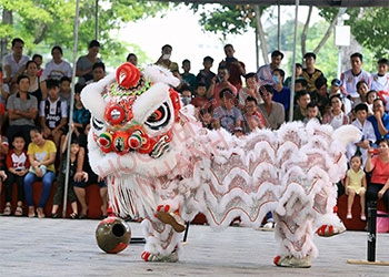 Con Lân tiếng Anh là gì? Phát âm và cụm từ liên quan